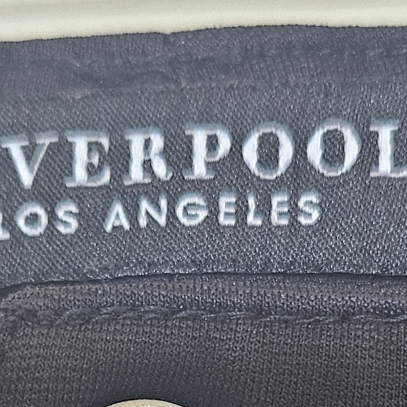 Liverpool Black Ankle Pants - Picture 4 of 6